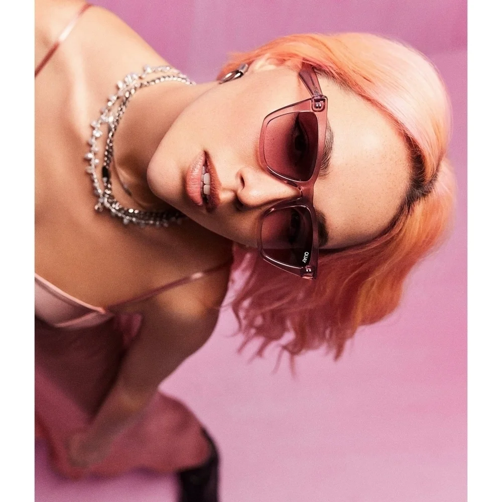 QUAY // ltd ed modern cateyes crystal berry frames berry gradient lenses